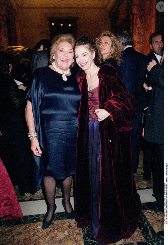 La baronne Philippine de Rothschild à la soirée Maroc à L'Opéra Comique en 2000.