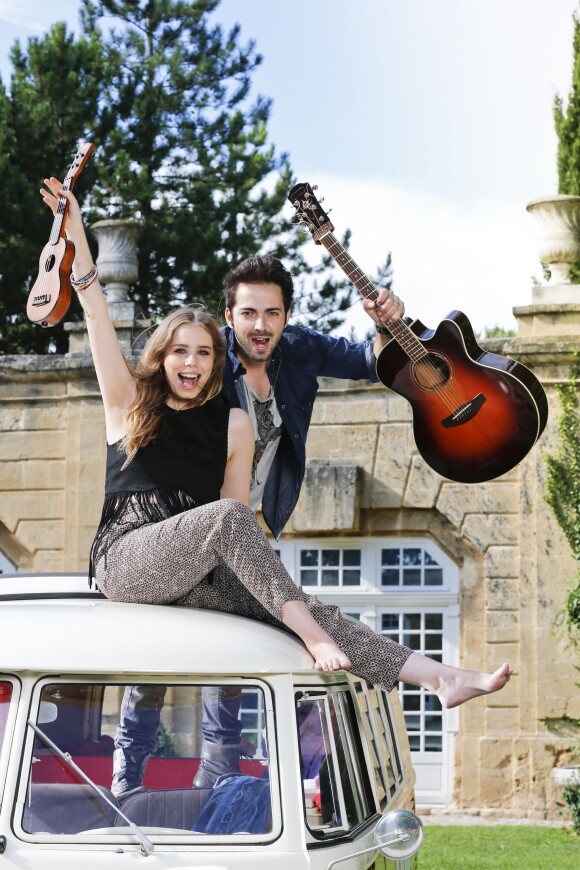 Exclusif - Roxane Le Texier et Sébastien Agius posent lors de leur Liberty Tour à l'hôtel Le Chateau de La Pioline à Aix-en-Provence le 4 août 2014. Photo : Philippe Doignon/BestImage