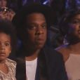  Jay-Z et la craquante Blue Ivy regardent Beyonc&eacute; faire le show lors des MTV VMA 2014 le 24 ao&ucirc;t 2014 &agrave; Los Angeles. 