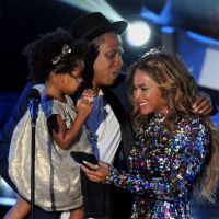 MTV VMA 2014 : Beyoncé avec Jay Z et Blue Ivy, showgirl divine et émue
