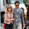 Kate Mara et son compagnon Max Minghella se promènent à New York, le 4 juin 2014.