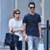 L'actrice Kate Mara se promène dans les rues de New York avec son compagnon Max Minghella, le 4 juin 2013.
