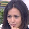 Aymeric dévoile aux habitants, sous le regard ému de Leila, comment est né sa relation amoureuse avec la jeune femme dans "Secret Story 8" (TF1). Le 31 août 2014.