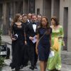 La reine Silvia de Suède arrive avec la princesse Madeleine de Suède et son époux Christopher O'Neill au Berns Hotel, à Stockholm le 8 septembre 2014, pour le gala des 15 ans de la World Childhood Foundation.