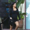 Exclusif - Kourtney Kardashian, enceinte, surprise à Malibu le 11 septembre 2014.