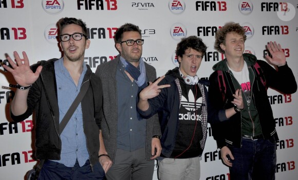 Les humoristes Cyprien, Norman et Hugo tout seul lors de la soirée Fifa 13 à l'Olympia, le 25 septembre 2012.