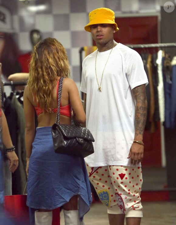 Chris Brown assure la promo de son nouvel album X, accompagnée de son amie Karrueche Tran. Los Angeles, le 16 septembre 2014.