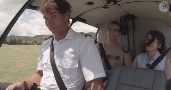Rafael Nadal en pilote d'hélicoptère à Majorque dans une publicité pour PokerStars - 2014
