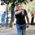  Bruno Gaccio lors du 2e tournoi de pétanque au profit de l'association "MeghanOra" sur l'Esplanade des Invalides à Paris, le 28 septembre 2014 