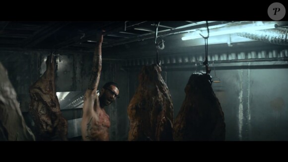Image extraite du clip "Animals" de Maroon 5, septembre 2014.