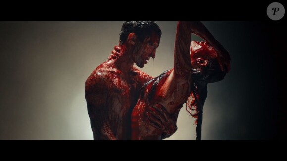 Image extraite du clip "Animals" de Maroon 5, septembre 2014.