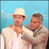 George Clooney et Brad Pitt au photocall du film Burn after reading au Festival de Venise le 27 août 2008