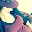  Sheryfa Luna a annoncé le 2 octobre 2014 sur Facebook qu'elle était enceinte de son second enfant, photo de son ventre à l'appui ! 