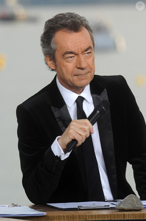 Michel Denisot sur le plateau du Grand Journal lors du 65e Festival de Cannes à Cannes, le 18 mai 2012