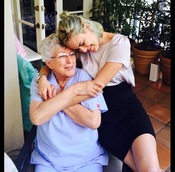 Tallulah Belle Willis et sa grand-mère sur Instagram, en octobre 2014.