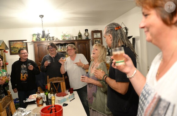 Exclusif - Mylène Demongeot entourée de Gilles, Didier Desbrosses, Claire-Marie Cuvilly, Mino Cinelu et Valérie Flan, célèbre son 79e anniversaire à son domicile de Châtelain, les 27 et 28 septembre 2014.