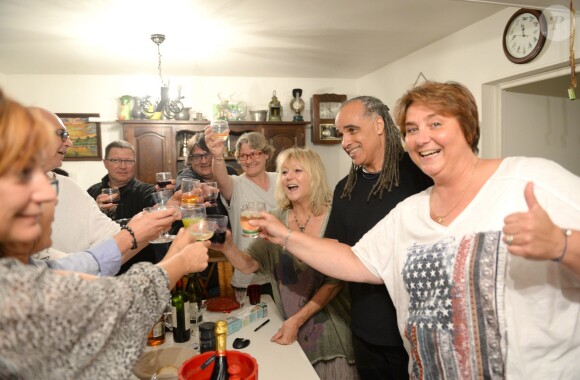 Exclusif - Gilles, Didier Desbrosses, Claire-Marie Cuvilly, Mino Cinelu et Valérie Flan - 79e anniversaire de Mylène Demongeot dans sa maison de Châtelain en Mayenne, les 27 et 28 septembre 2014.
