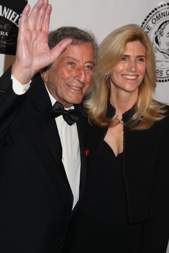 Tony Bennett et sa femme Susan Crow - People à la soirée de gala pour la fondation Friars à New York, le 7 octobre 2014.