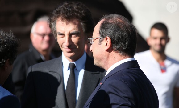Le président François Hollande et Jack Lang - Inauguration de l'exposition "Le Maroc contemporain" à l'Institut du monde arabe à Paris, le 14 octobre 2014.