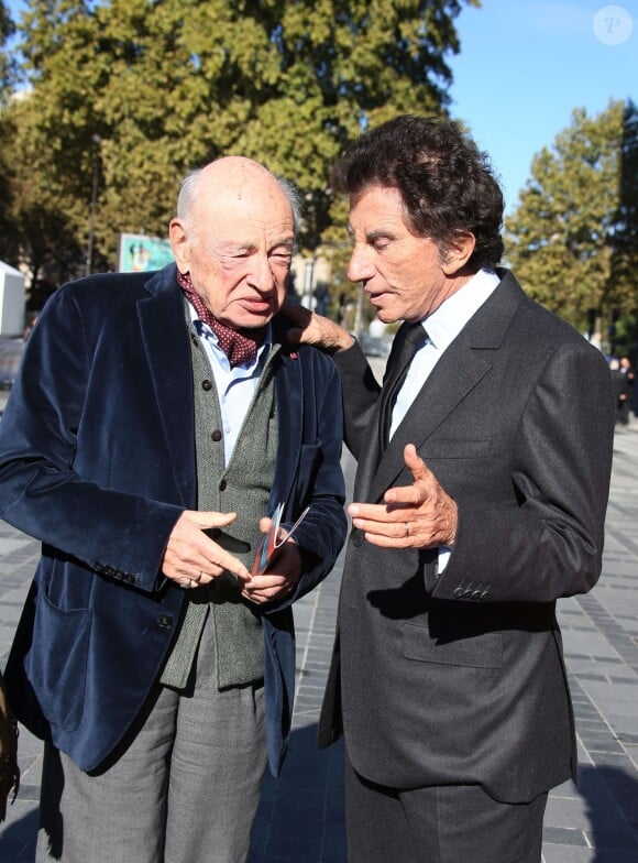 Le sociologue et philosophe Edgar Morin et Jack Lang - Inauguration de l'exposition "Le Maroc contemporain" à l'Institut du monde arabe à Paris, le 14 octobre 2014.
