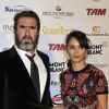 Eric Cantona et sa femme Rachida Brakni lors de la cérémonie du Golden Foot Award à Monaco le 17 Avril 2012