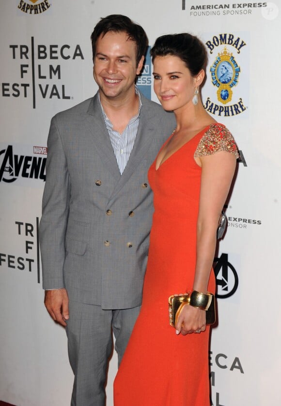 Cobie Smulders et Taran Killam à New York le 28 avril 2012