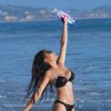 Abby Cubey, en bikini lors d'une séance photo pour 138 Water à Malibu. Le 21 octobre 2014.