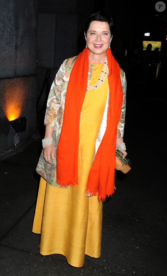 Isabella Rossellini arrive au Cipriani Wall Street pour assister à la FGI Night of Stars. New York, le 23 octobre 2014.
