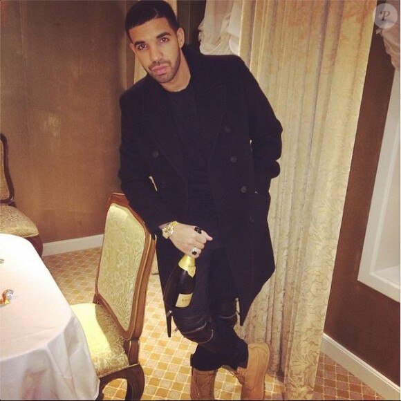 Ce week-end, Drake a célébré son 28e anniversaire. Octobre 2014.