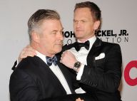 Neil Patrick Harris complice avec Alec Baldwin devant son mari et Elton John