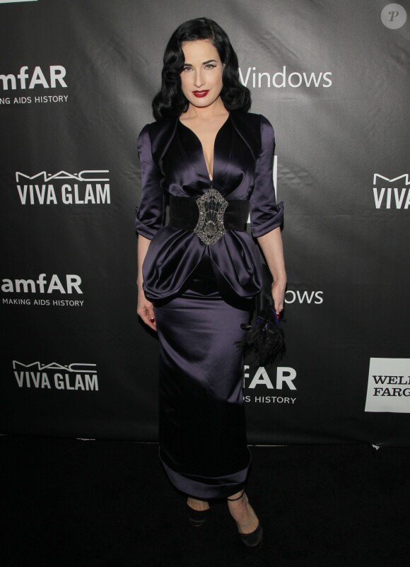 Dita Von Teese assiste au gala Inspiration de l'amfAR, aux Milk Studios. Los Angeles, le 29 octobre 2014.