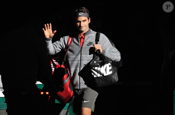 Roger Federer lors de son quart de finale face à Milos Raonic, le 31 octobre 2014 lors du BNP Paribas Masters 1000 au Palais Omnisport de Paris Bercy, à Paris le 31 octobre 2014