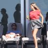 Justin Verlander a assisté à toute la scène. Coquin ! Kate Upton, en shooting pour la marque Express qu'elle représente, a eu droit à une visite du vent sous sa jupe, le 1er novembre 2014 à South Beach, Miami.