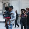 Beyoncé, Jay Z et leur fille Blue Ivy au musée du Louvre à Paris, le 7 octobre 2014.