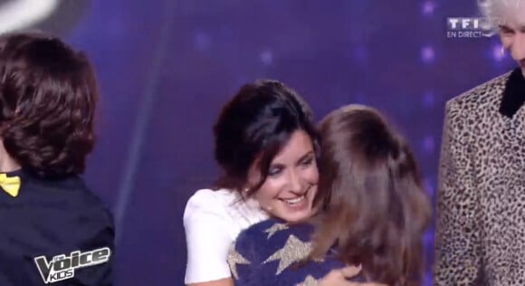 Carla sacrée gagnante de The Voice Kids avec sa coach Jenifer, le samedi 20 septembre 2014.