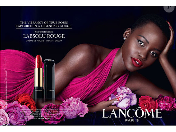 Lupita Nyong'o, photographiée par Mert et Marcus pour le rouge à lèvres L'absolu Rouge de Lancôme.