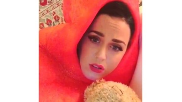 Katy Perry : Ridiculement déguisée pour un hommage à Céline Dion....