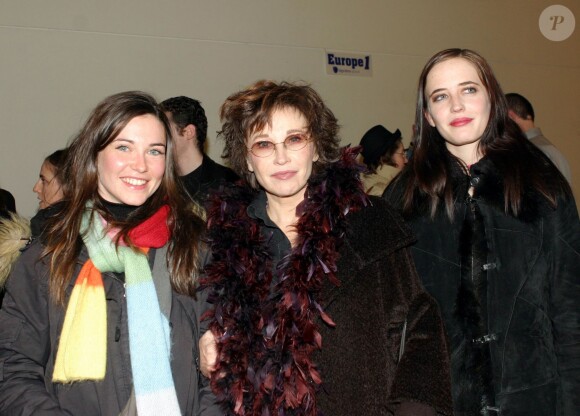 Marlène Jobert et ses deux filles Joy et Eva Green à Paris le 29 janvier 2005