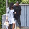 Kim Kardashian, Kanye West et Kris Jenner se rendent à leur bureau à Woodland Hills. Kim porte fièrement le sac Hermès peint à la main par sa fille North pour son anniversaire! Le 10 novembre 2014 