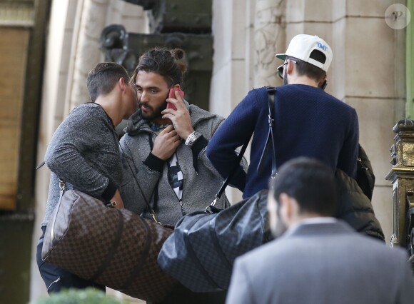 Thomas Vergara, sa mère Sylvia et des amis prennent un TGV à la gare de Lyon à Paris, France le 12 Novembre 2014.