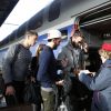 Thomas Vergara, sa mère Sylvia et des amis prennent un TGV à la gare de Lyon à Paris, France le 12 Novembre 2014.