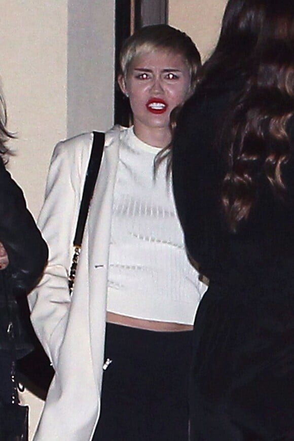 Miley Cyrus de sortie dans les rues de Los Angeles, le 12 novembre 2014.