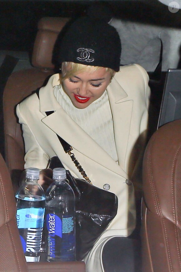 Miley Cyrus et Patrick Schwarzenegger de sortie dans les rues de Los Angeles, le 12 novembre 2014.