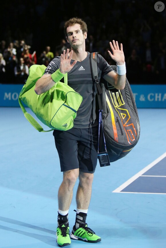 Andy Murray a subi la loi de Roger Federer, le 13 novembre 2014 au Masters de Londres, et a même quitté le court en s'excusant après sa défaite 6-0, 6-1.