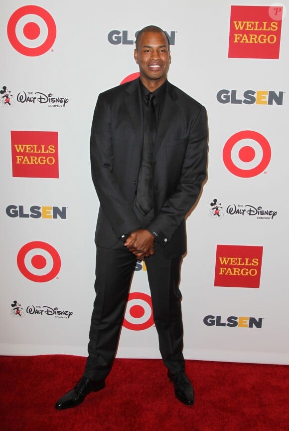 Jason Collins lors des 10e GLSEN Respect Awards au Regent Beverly Wilshire Hotel de Beverly Hills, à Los Angeles, le 17 octobre 2014