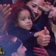 Liam (3 ans) est le fils de Laurent - Finale de "Koh-Lanta 2014" sur TF1. Vendredi 21 novembre 2014.