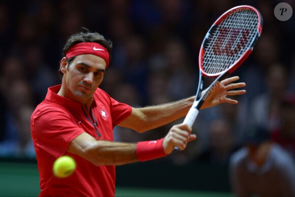 Roger Federer - Finale de la Coupe Davis au Stade Pierre Mauroy de Lille. Roger Federer remporte le match qui l'opposait à Richard Gasquet (6/4-6/2-6/2) le 23 novembre 2014.
