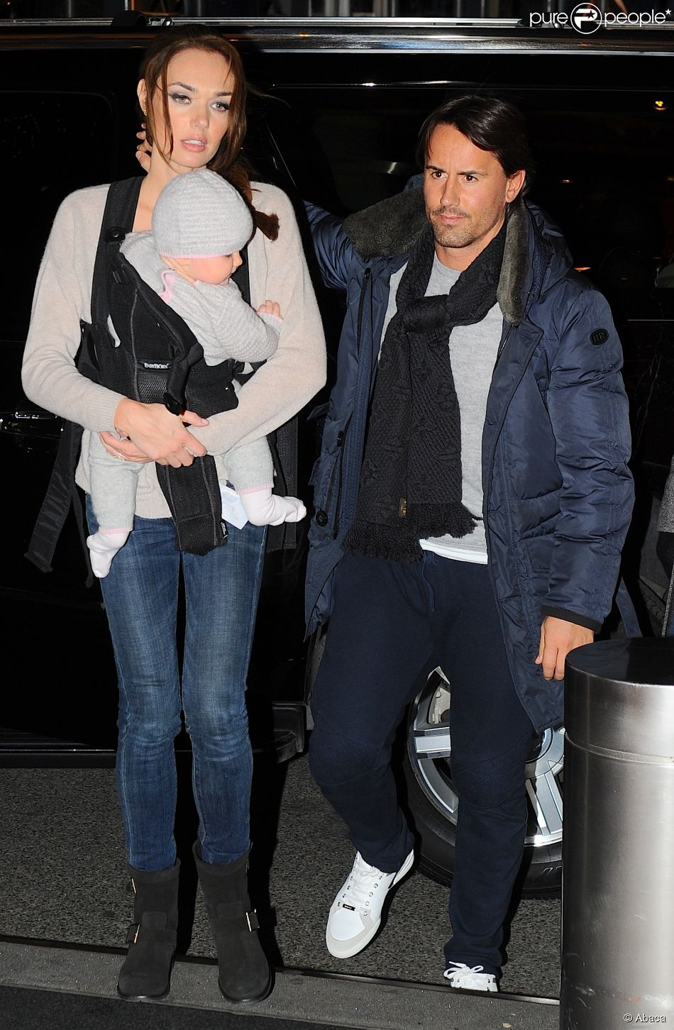 Tamara Ecclestone et Jay Rutland accompagnés de leur fille, le 18 novembre 2014 à New York