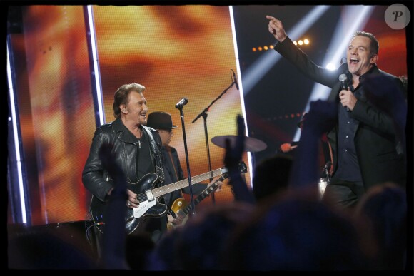 Exclusif - Johnny Hallyday, le chanteur Garou lors de l'édition 2014 de la "Fête de la chanson française" diffusée sur France 2, enregistrée au Studio TSF à Aubervilliers, le 21 novembre 2014.