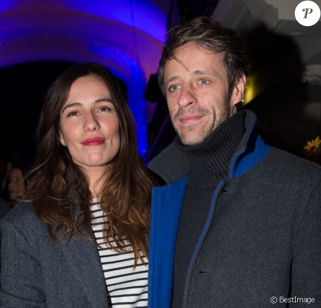 Zoe Felix et son compagnon Benjamin Rolland à la maison Jean Paul Gaultier pour la présentation du Projet Iccarre à Paris, le 1er décembre 2014, journée mondiale de lutte contre le Sida.